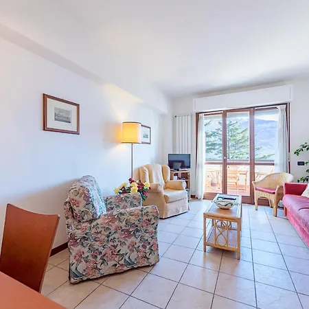 Rising Sun Apartment *